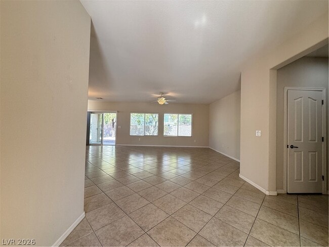 Foto del edificio - 2240 Shadow Canyon Dr