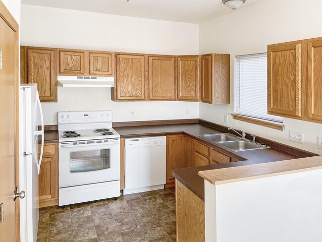 Building Photo - 107 Alena Ln