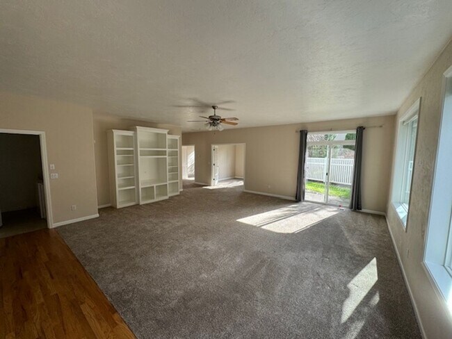 Building Photo - Available Now: One level 2 Bedroom Home wi...