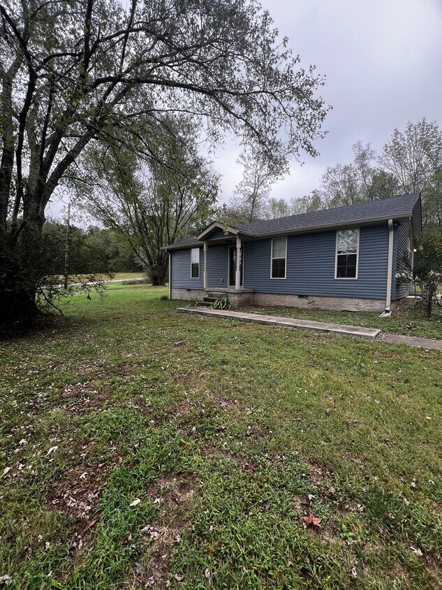 Primary Photo - 2320 Highway 12 N