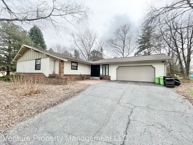 Building Photo - 4 br, 3.5 bath House - 15685 Brojan Drive