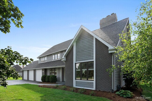 Building Photo - 24101 Royal Worlington Dr