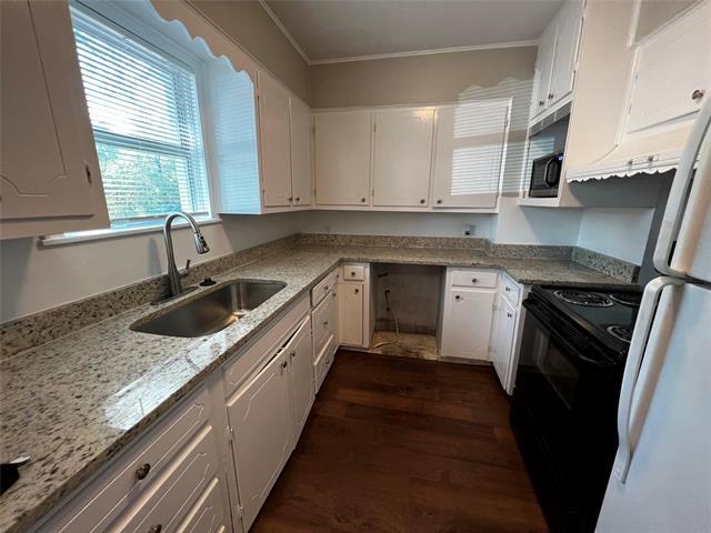 Foto del edificio - 3701 Meadowbrook Dr