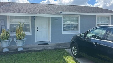 Building Photo - 8807 Plum Grove Ct