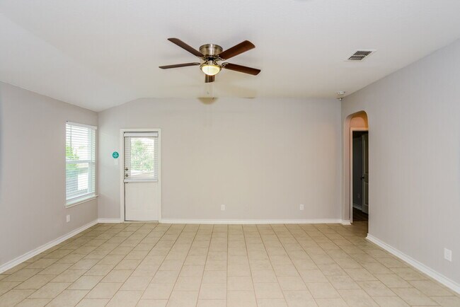 Building Photo - 12049 Pearl Jubilee