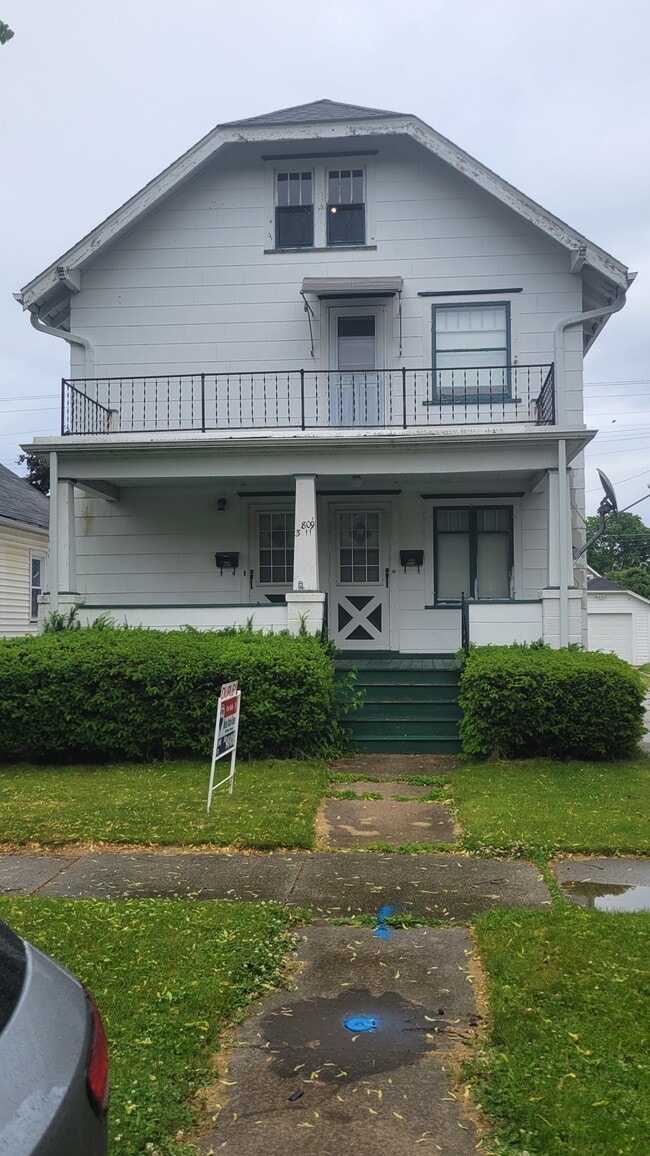 Front Porch - 3809 14th Ave