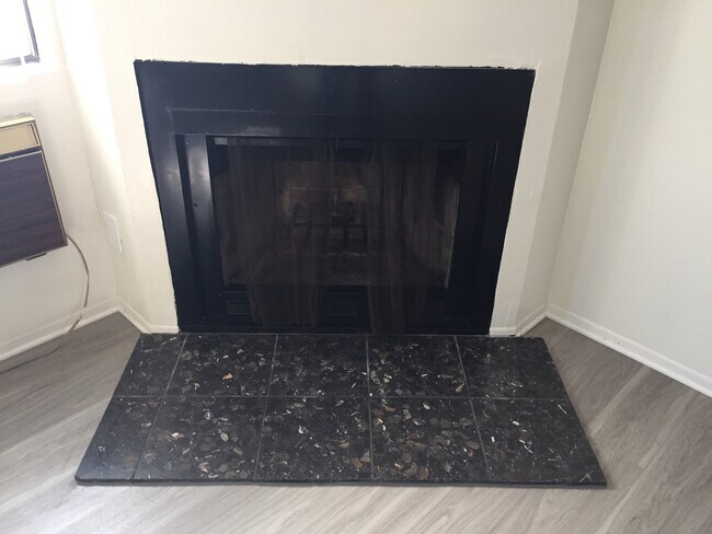 Building Photo - 5245 Wood St