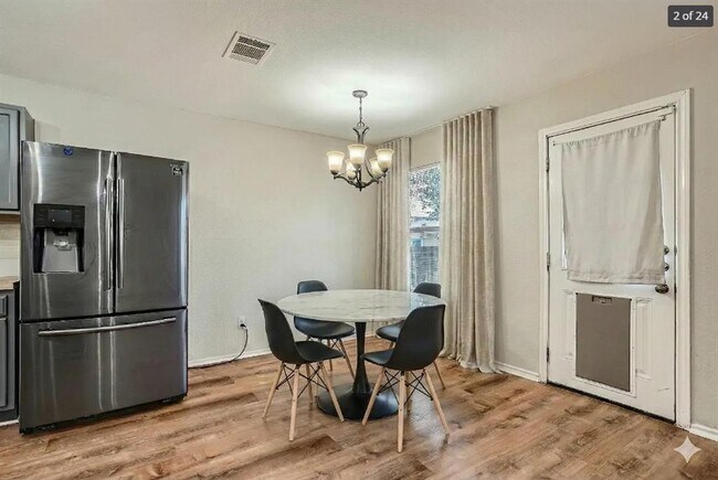 Foto del edificio - 221 Almquist St