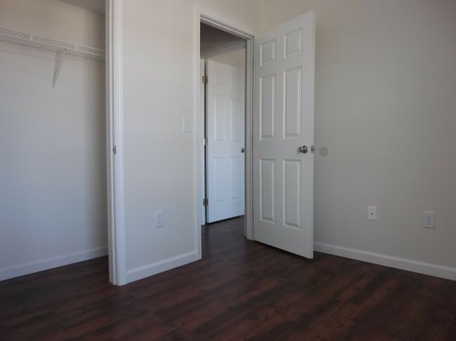Building Photo - 4168 Otter Creek Dr
