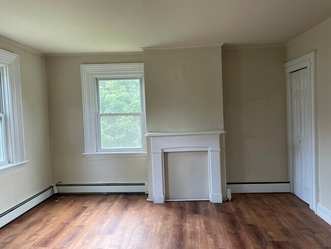 Building Photo - 5639 NY-82