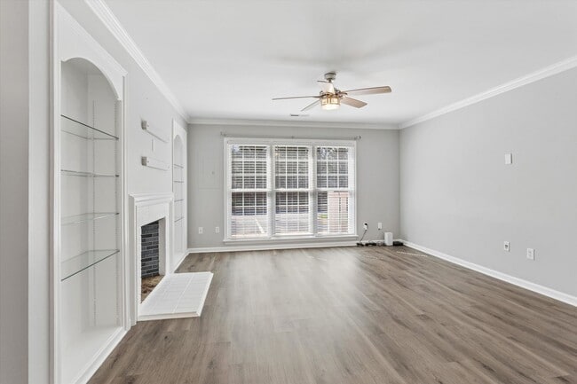 Foto del edificio - York County Condo Near NASA & Langley with Dual Suites + Sitting Area