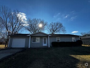 Building Photo - 15520 Tate Ln