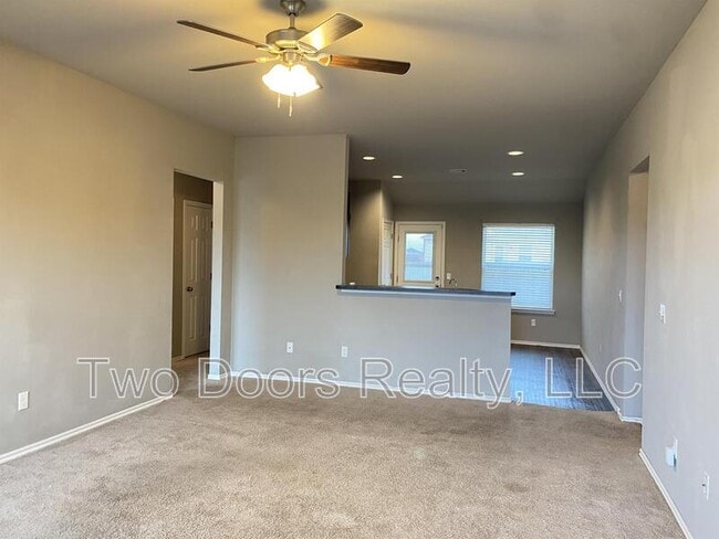 Photo - 11704 NW 134th St House