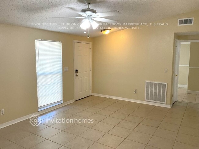 Foto del edificio - 9709 Rushwood Ct