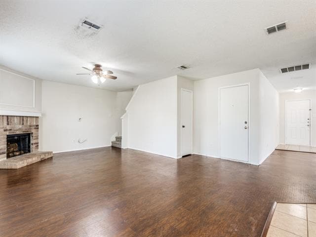 Building Photo - 2612 Peach Dr