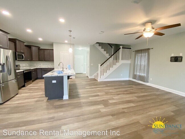 Foto del edificio - 4 br, 2.5 bath House - 196 Johnson Court