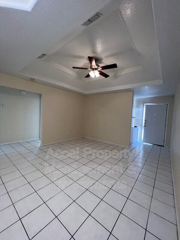 Foto del edificio - 2401 Kimberly Ln