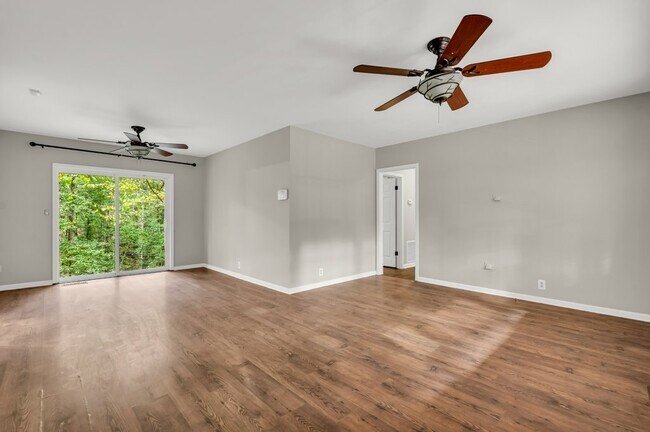 Foto del edificio - 105 Dogwood Blvd