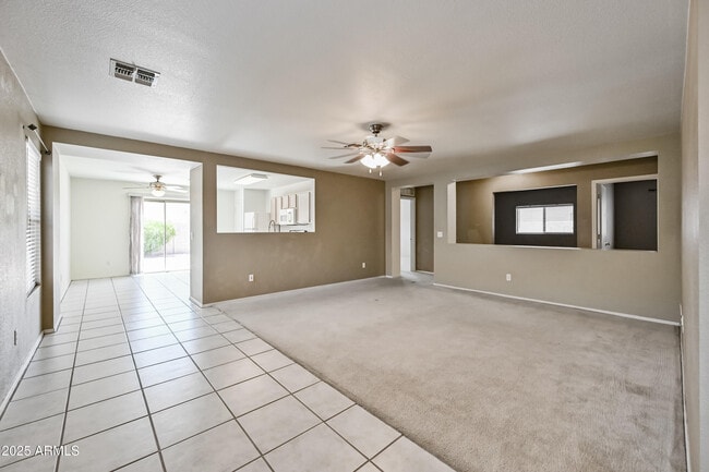 Building Photo - 3057 W Lucia Dr