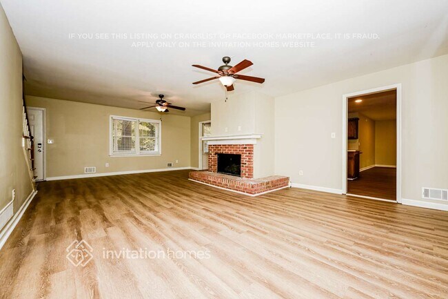 Foto del edificio - 4721 W Lake Dr SE