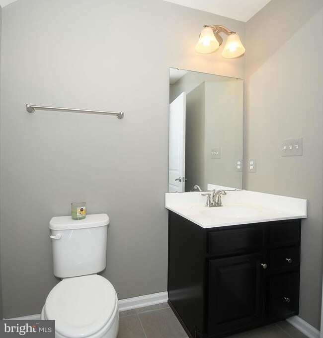 Building Photo - 8233 Secluded Cove Ln