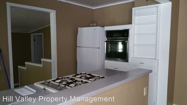 Foto del edificio - 3 br, 1 bath House - 2145 Putnam