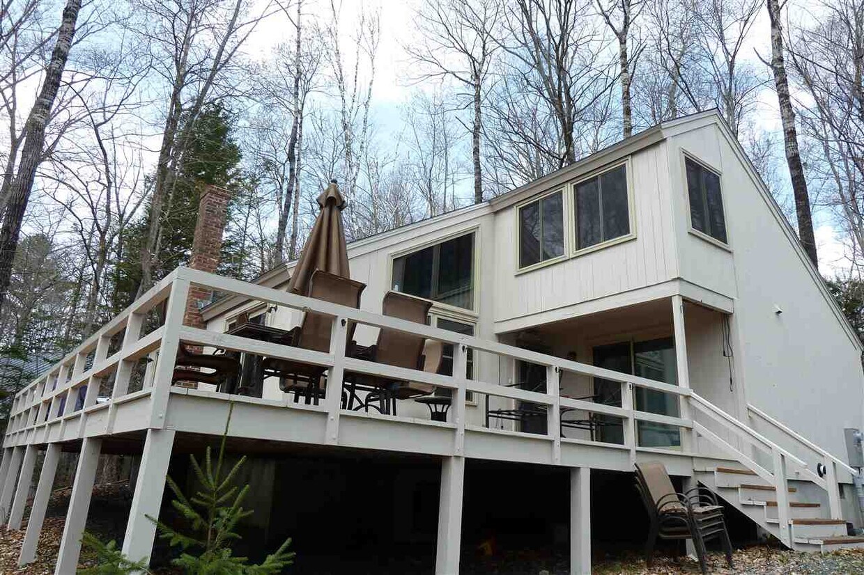 Primary Photo - 45 Hummingbird Hill
