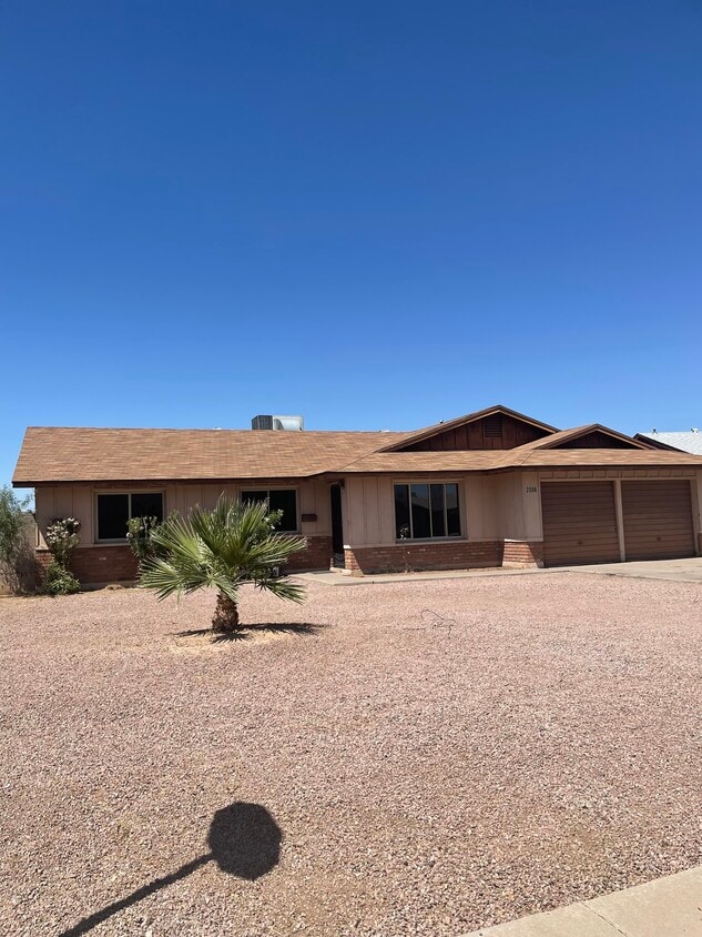 Photo - 2006 E Duke Dr (Tempe, AZ)