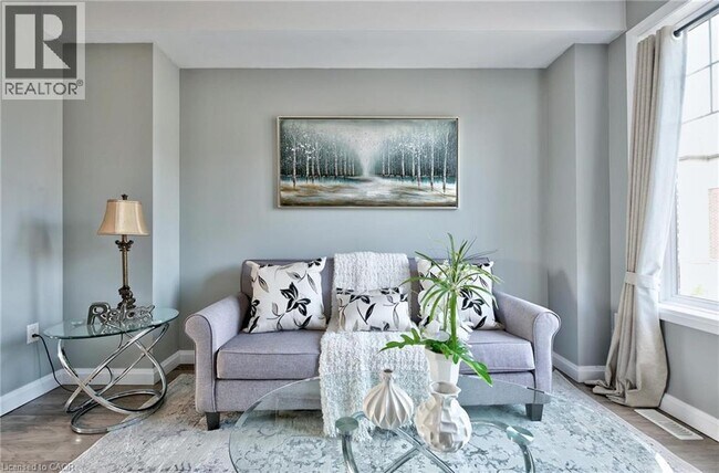 Photo du bâtiment - 1169 Garner Rd E