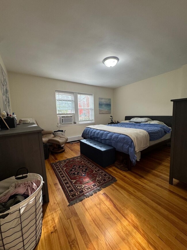 Foto del edificio - 31 Hammond Pond Pky