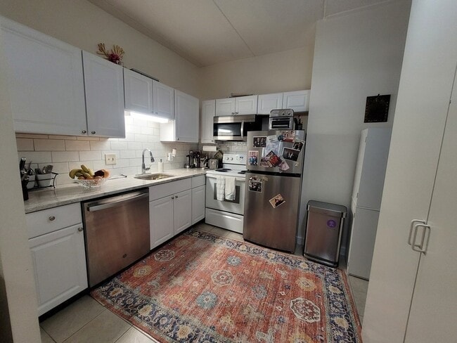 Foto del edificio - 80 N Warren St