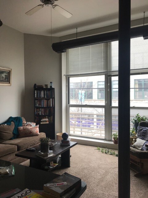 Foto del edificio - 3159 N Seminary Ave