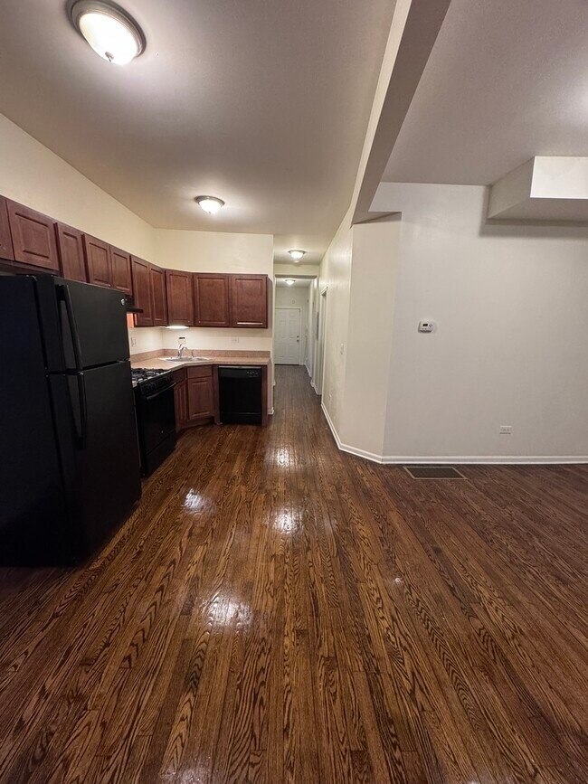 Foto del edificio - 1251 N Springfield Ave