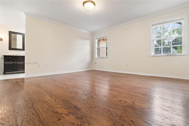 Foto del edificio - 8820 SW 57th St