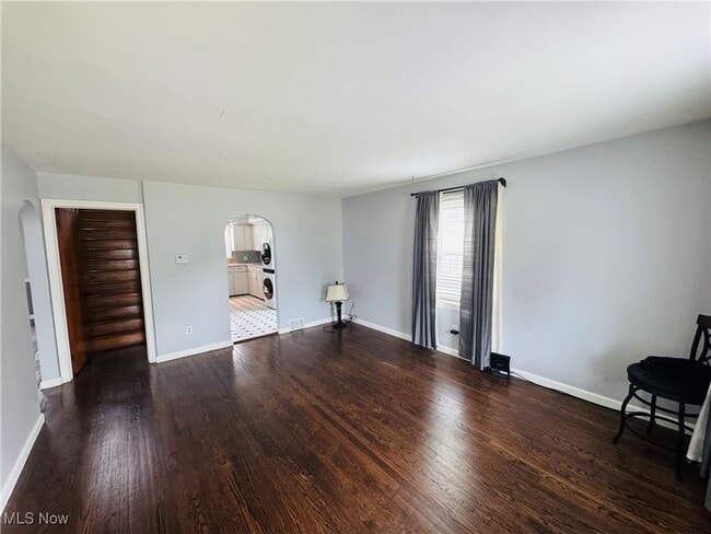 Foto del edificio - 2409 E 32nd St