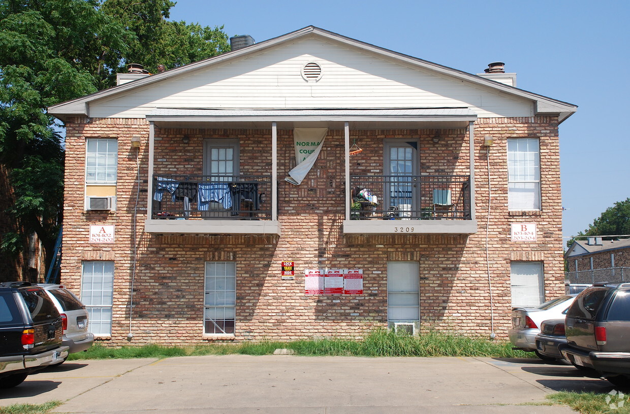 Primary Photo - Santa Fe Garden Apartments