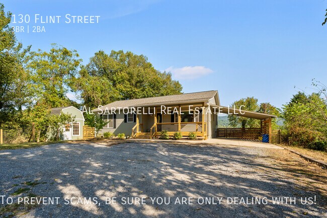 Foto del edificio - Gorgeous Views & Fenced in Backyard w/Priv...