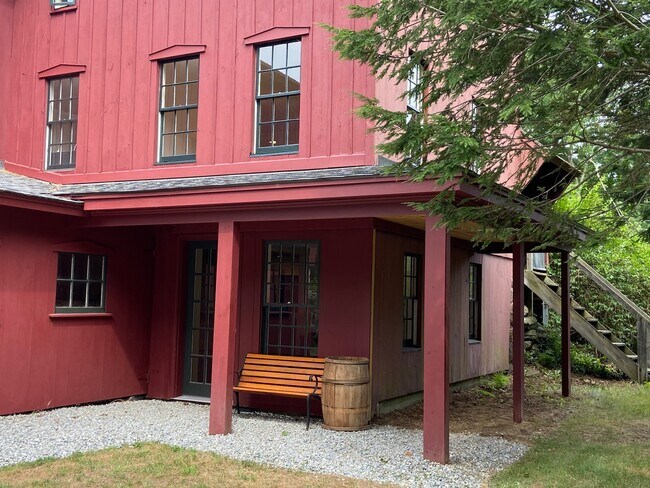 Building Photo - 95 Saybrook Rd