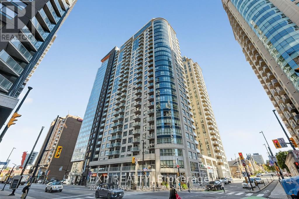 Photo principale - 242 Rideau St