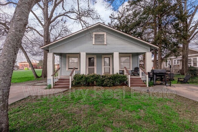 Foto del edificio - 254 S Railroad St