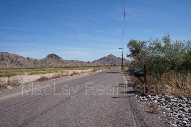 Foto del edificio - 56291 W Fulcar Rd