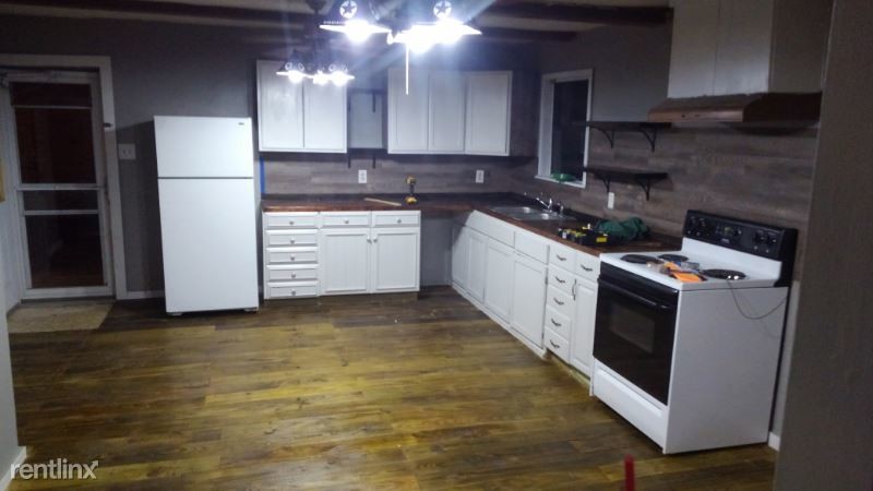 Primary Photo - 3 br, 2 bath House - 1026 N. Davis St