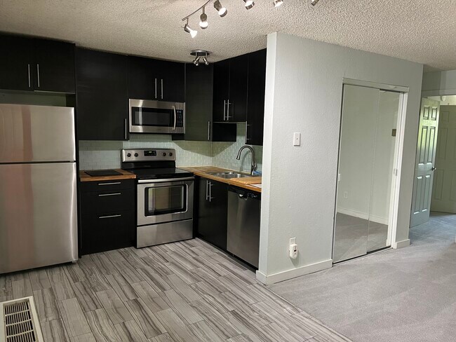 Planta abierta - 3423 Madison Ave
