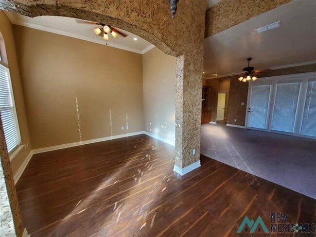 Building Photo - Beautiful 4 bedroom, 3 bath home for rent