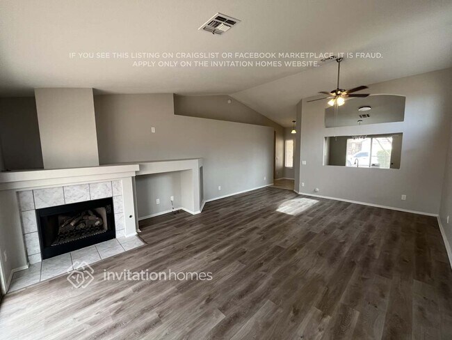 Foto del edificio - 11354 W Ruth Ave