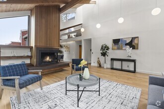 Building Photo - 6425 Zinn Dr