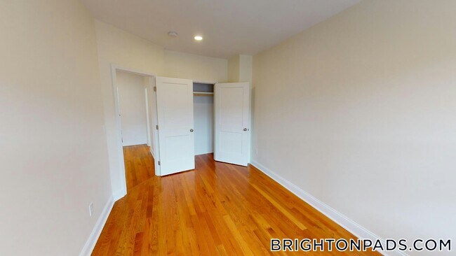 Foto del edificio - 123 Sutherland Rd