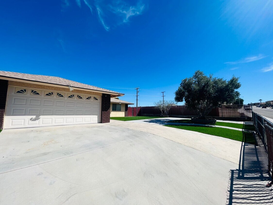 Foto del edificio - Available now!