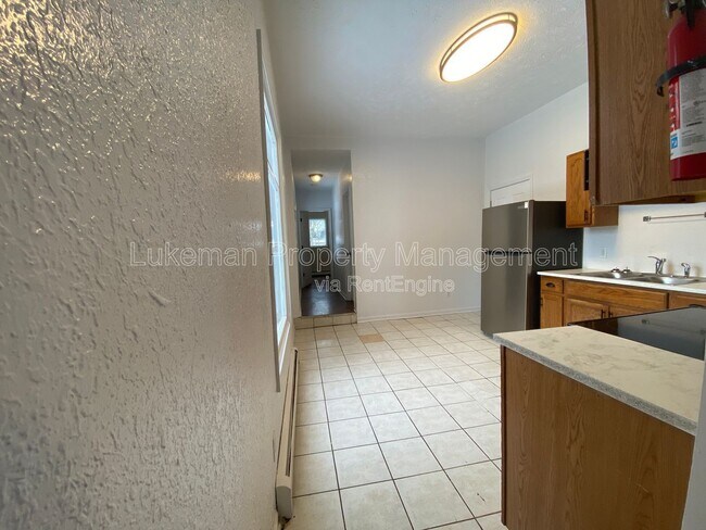 Foto del edificio - 421 Oak St