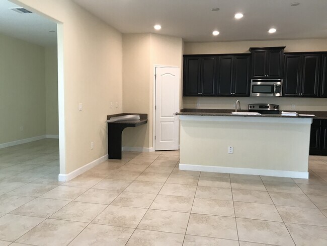 Foto del edificio - 7 BEDROOM 4 BATH AT INDEPENDENCE WINTER GA...